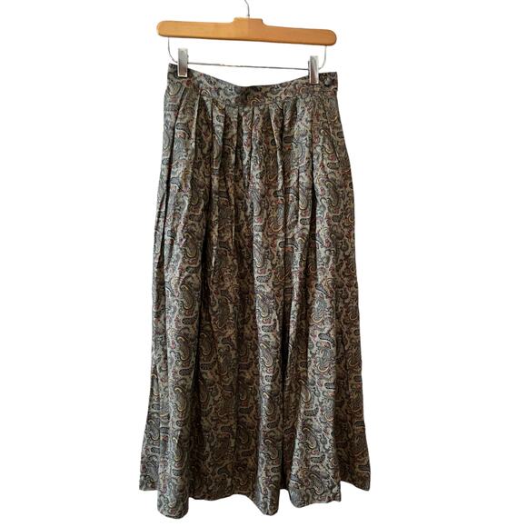 Charter Club Dresses & Skirts - Vintage 80s Charter Club Rayon Skirt Classic Green Paisley Print